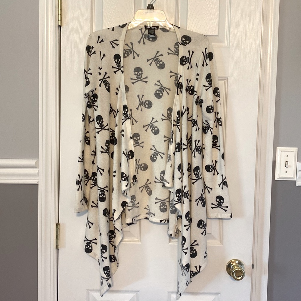 Skull and Crossbones cardigan, Hot Topic (Sm).